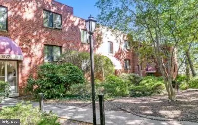 Arlington, VA 22209,1577 N COLONIAL TER #105-Y