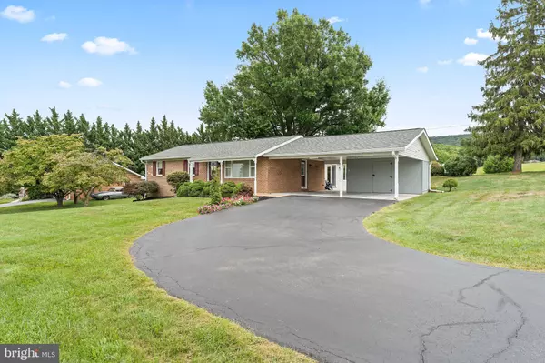 8003 MAPLEVILLE RD, Boonsboro, MD 21713