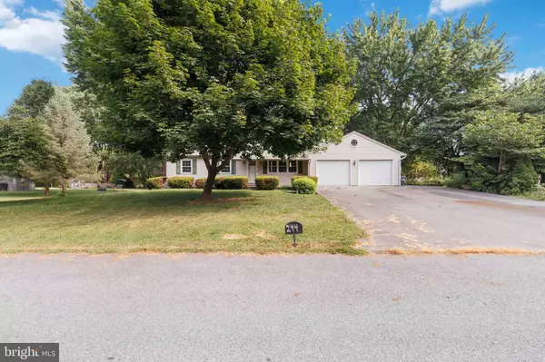 Annville, PA 17003,244 HORSESHOE DR