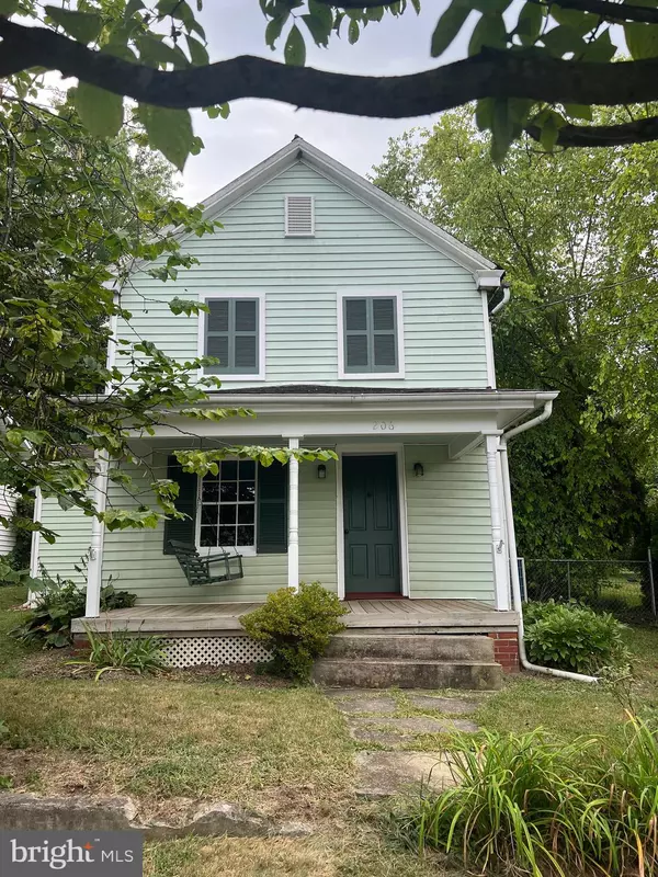 Hedgesville, WV 25427,206 N MARY ST