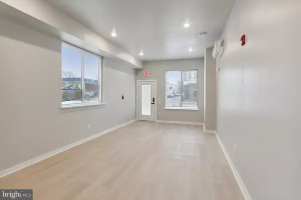 Philadelphia, PA 19143,316 S 52ND ST #1