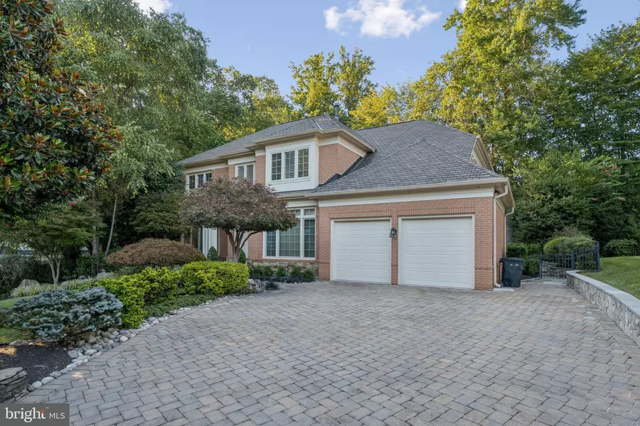 7007 DEEP CREEK CT, Bethesda, MD 20817