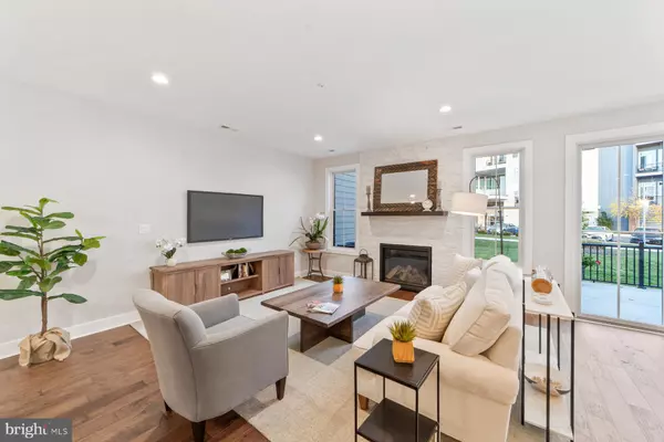 Plainsboro, NJ 08536,74 RIVERWALK