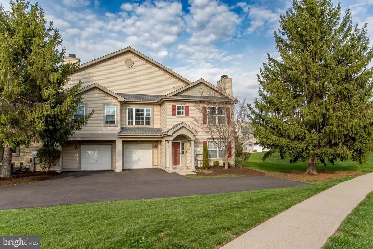 Warwick, PA 18974,1108 JULIAN DR W #W