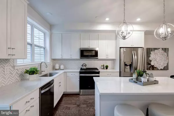 Broomall, PA 19008,312 ROCK RUN CIR