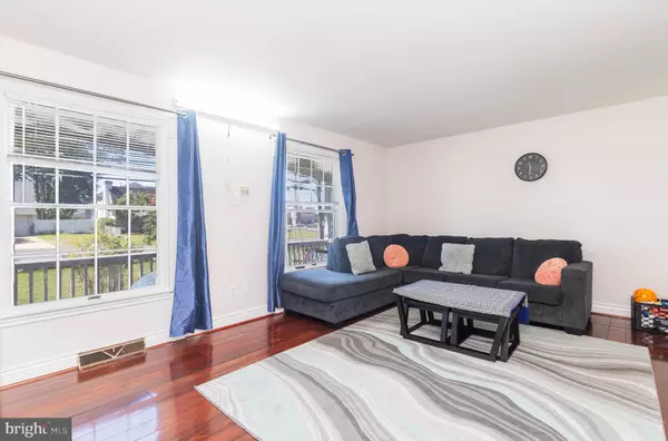 Hamilton, NJ 08690,1338 ROUTE 33