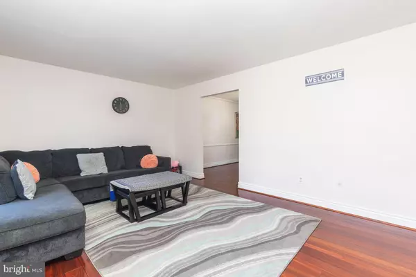 Hamilton, NJ 08690,1338 ROUTE 33