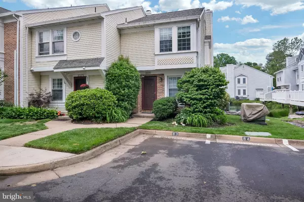 3331 LAKESIDE DR #6-8, Falls Church, VA 22041