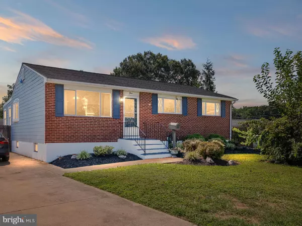 4 GILLIS CT, New Castle, DE 19720