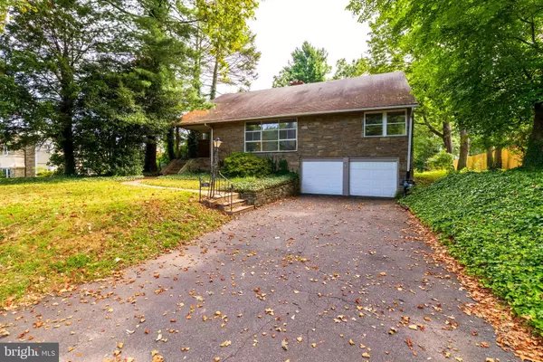 Wyncote, PA 19095,211 KENT RD