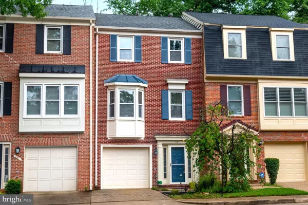 Alexandria, VA 22304,43 CARRIAGE HOUSE CIR