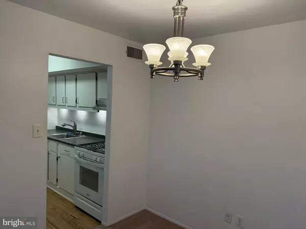 Falls Church, VA 22046,134 BIRCH ST #A-4