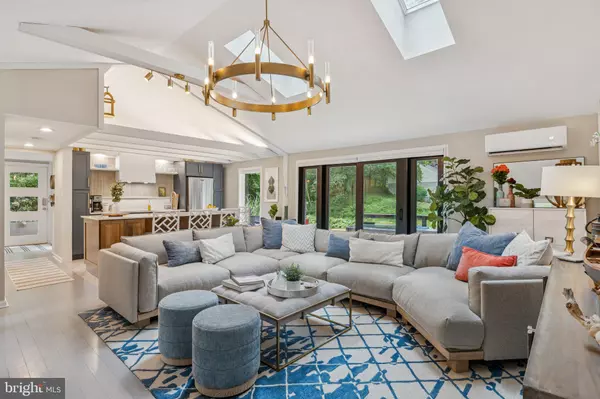 Edgewater, MD 21037,25 PENNSYLVANIA AVE