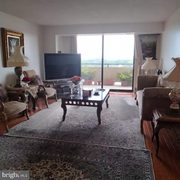 Mclean, VA 22102,1800 OLD MEADOW RD #1412