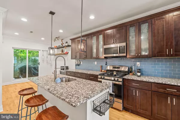 Philadelphia, PA 19148,422 DUDLEY ST