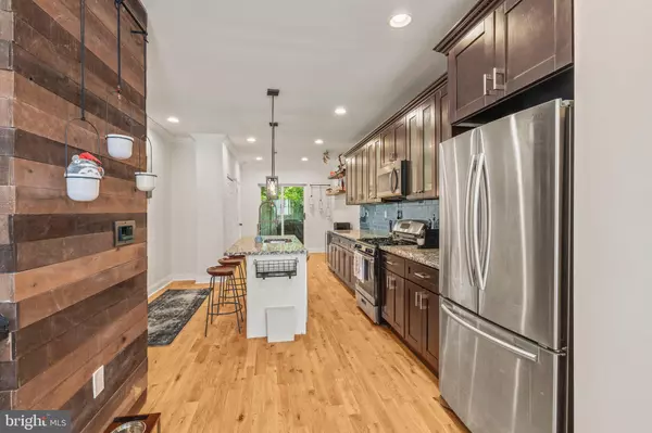 Philadelphia, PA 19148,422 DUDLEY ST