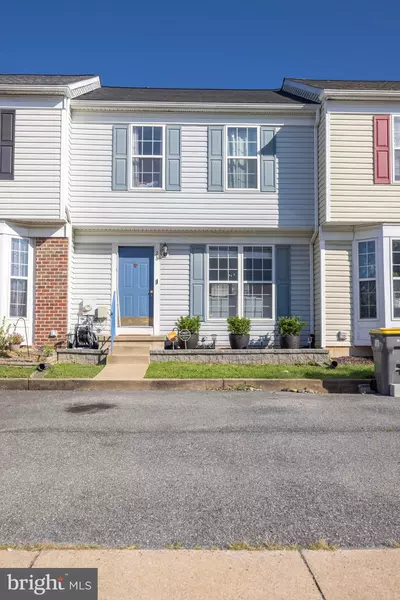 28 LISA DR, Newark, DE 19702