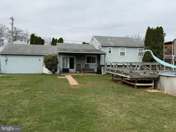 Camp Hill, PA 17011,12 FRONT ST