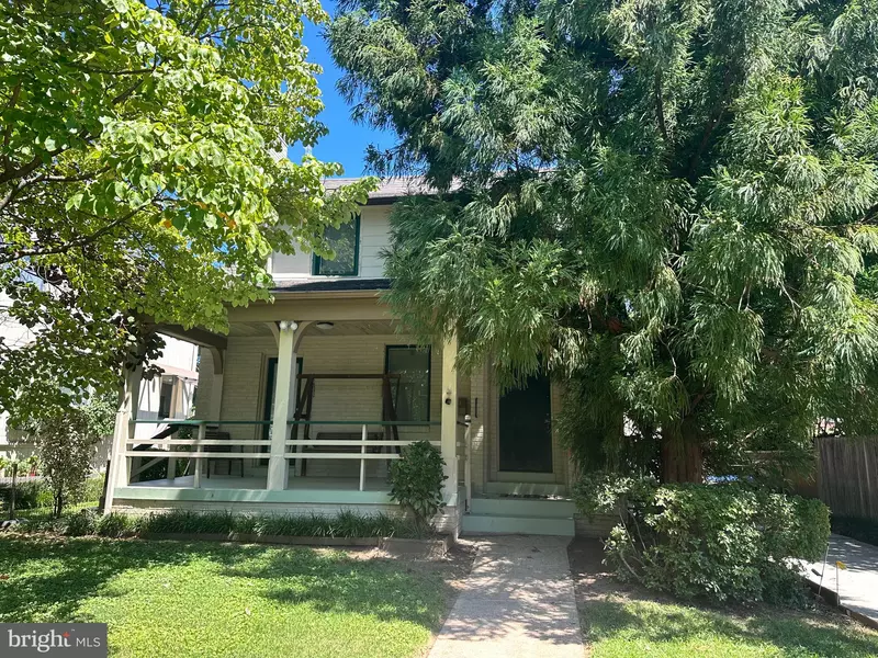 5003 44TH ST NW, Washington, DC 20016