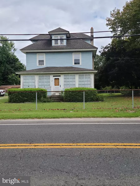 546 WILLIAMSTOWN RD, Berlin, NJ 08009