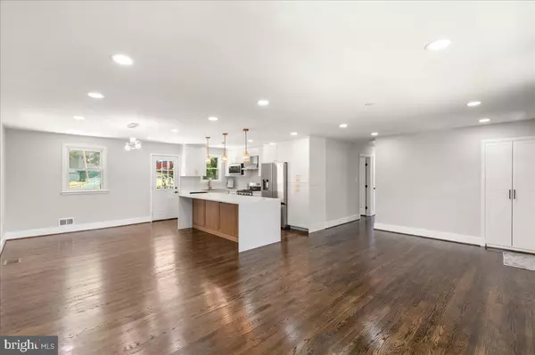 Temple Hills, MD 20748,4210 21ST AVE