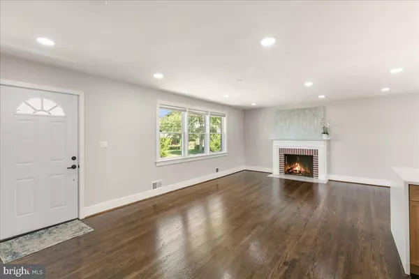 Temple Hills, MD 20748,4210 21ST AVE