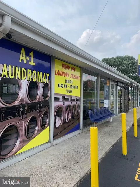 Mount Ephraim, NJ 08059,100 BLACK HORSE PIKE