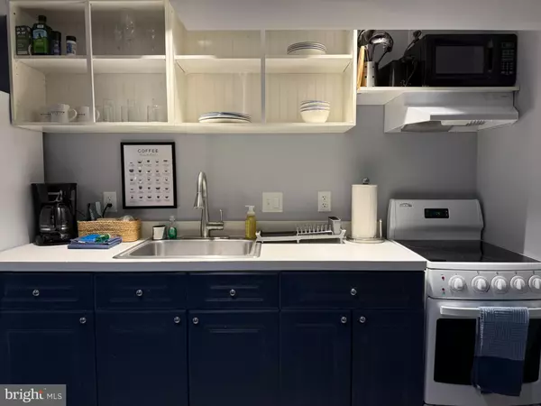 138 CAMBRIDGE RD, Alexandria, VA 22314