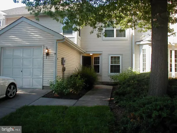 7 TOWPATH, Princeton, NJ 08540
