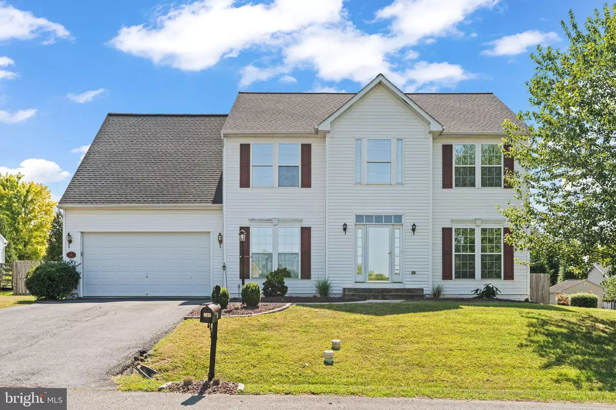 Greencastle, PA 17225,136 HARVEST WAGON WAY