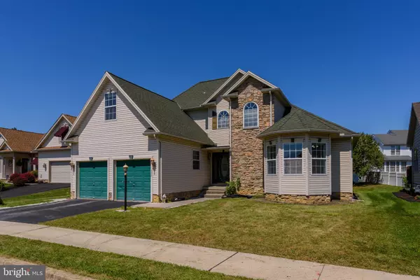 322 FOX KNOLL CT, Hanover, PA 17331