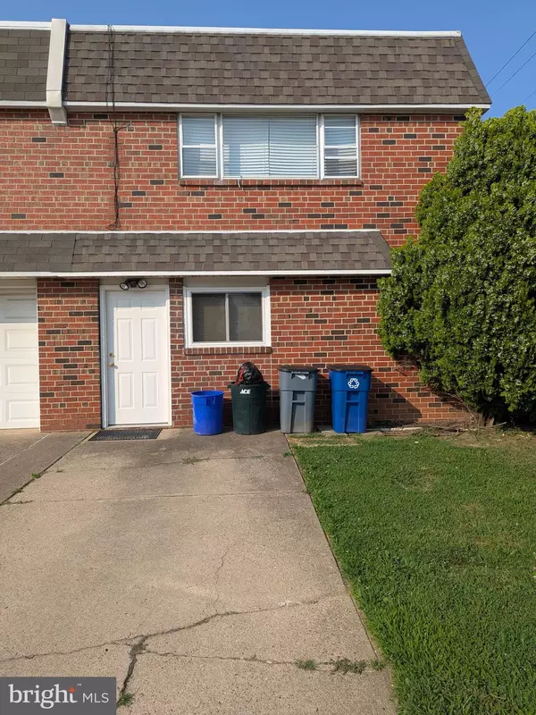 Philadelphia, PA 19116,573 SELMA ST