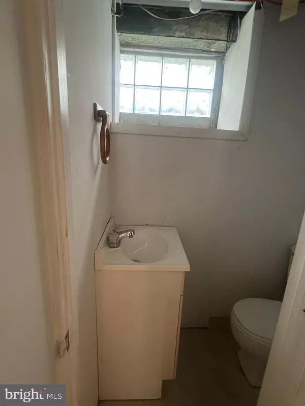 Philadelphia, PA 19138,1544 E TULPEHOCKEN ST