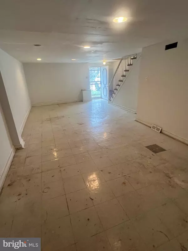 Philadelphia, PA 19138,1544 E TULPEHOCKEN ST