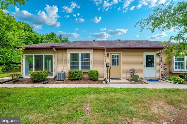 7054 BASSWOOD RD, Frederick, MD 21703