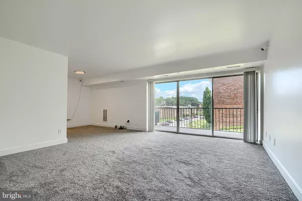 New Carrollton, MD 20784,5534 KAREN ELAINE #1738
