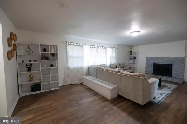 Harrisburg, PA 17110,1504 PELHAM RD