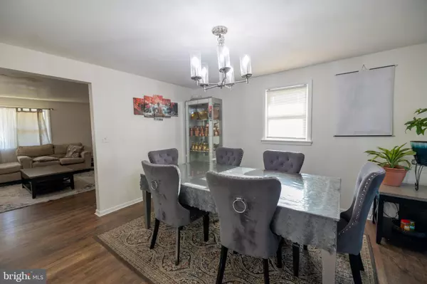 Harrisburg, PA 17110,1504 PELHAM RD