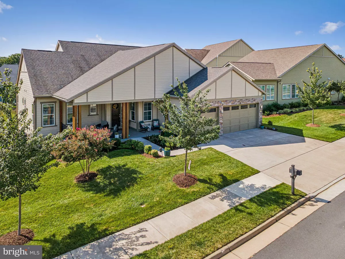 Lake Frederick, VA 22630,102 PHOEBE CT