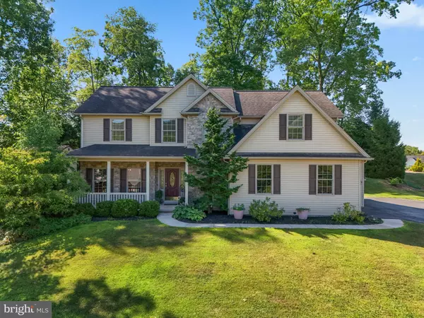 1227 FOX MEADOW CIR, Bellefonte, PA 16823