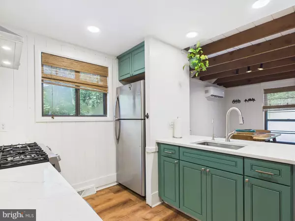 Blakeslee, PA 18610,202 THORNBERRY LN