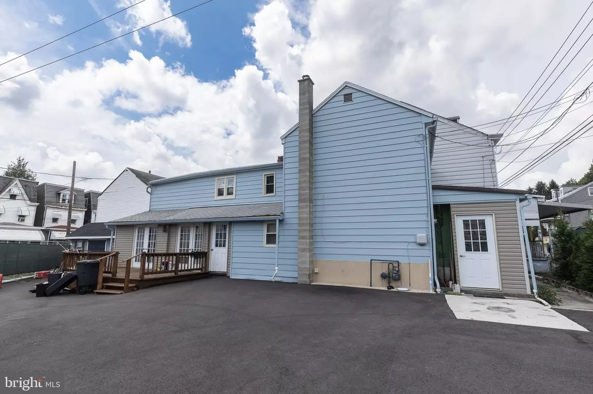 Port Carbon, PA 17965,103 MARKET ST
