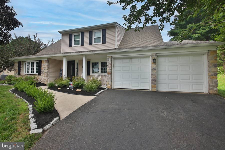 55 LONGVIEW DR, Southampton, PA 18966