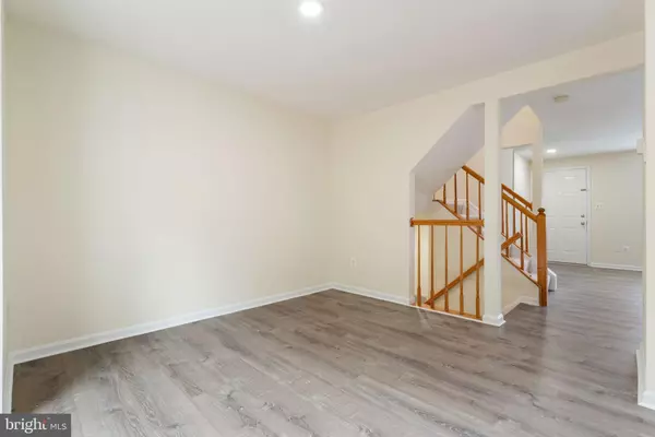 Centreville, VA 20121,13863 LAURA RATCLIFF CT