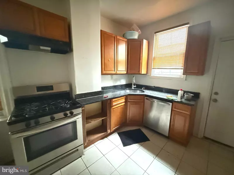 2932 N 27TH ST, Philadelphia, PA 19132