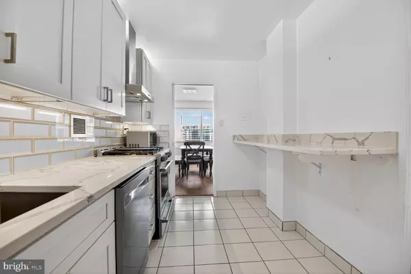 Chevy Chase, MD 20815,5500 FRIENDSHIP BLVD #2227N