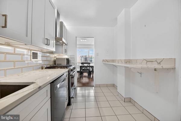 Chevy Chase, MD 20815,5500 FRIENDSHIP BLVD #2227N