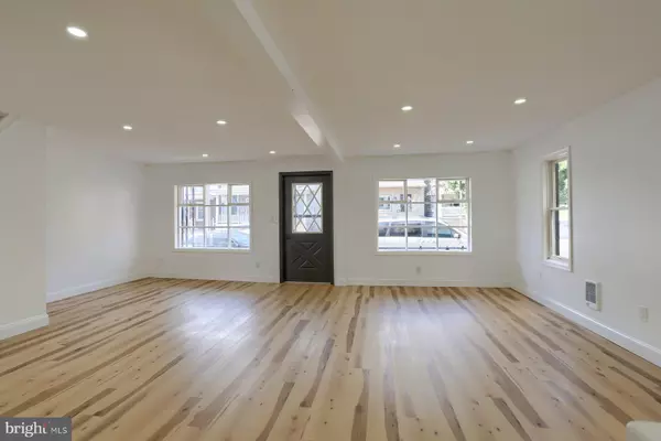 Tower City, PA 17980,738 E GRAND AVE