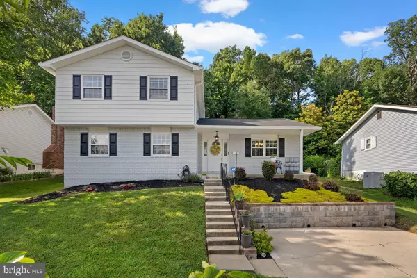 Laurel, MD 20708,8406 SNOWDEN LOOP CT