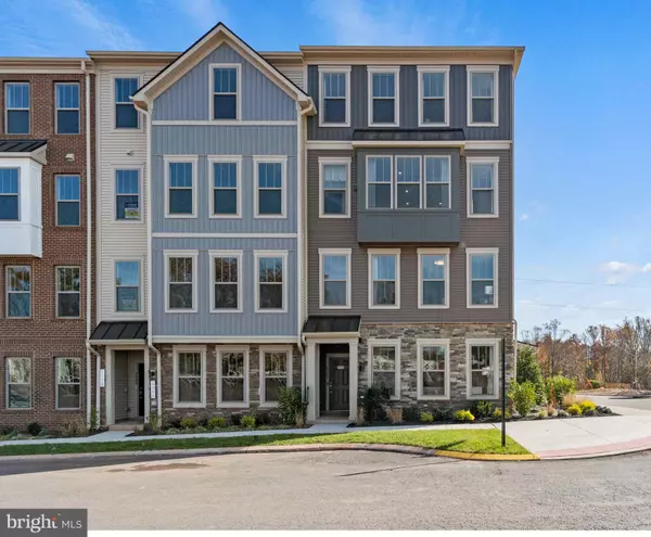 1108B DABNEY DR, Manassas Park, VA 20111